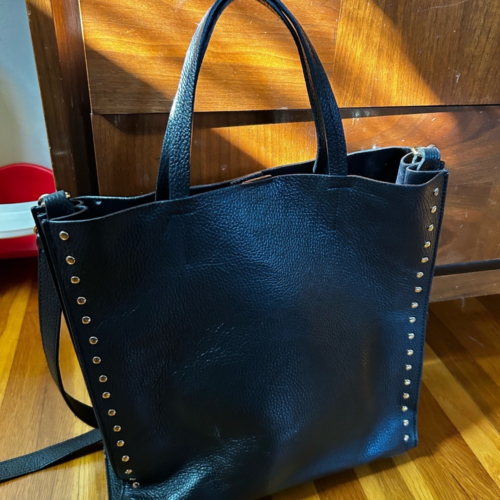100% Italian Leather Elegant Black Studded Tote Bag